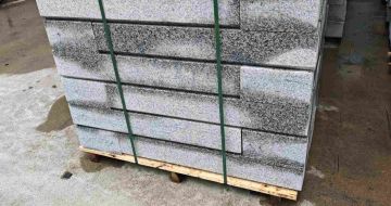 遵义芙蓉白路牙石，马路牙子