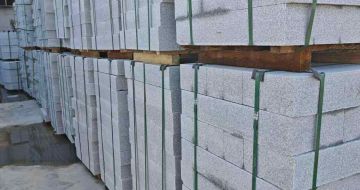 遵义芝麻白路牙石，路侧石