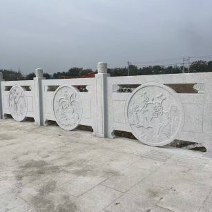 遵义芝麻白河道栏杆 石材栏杆