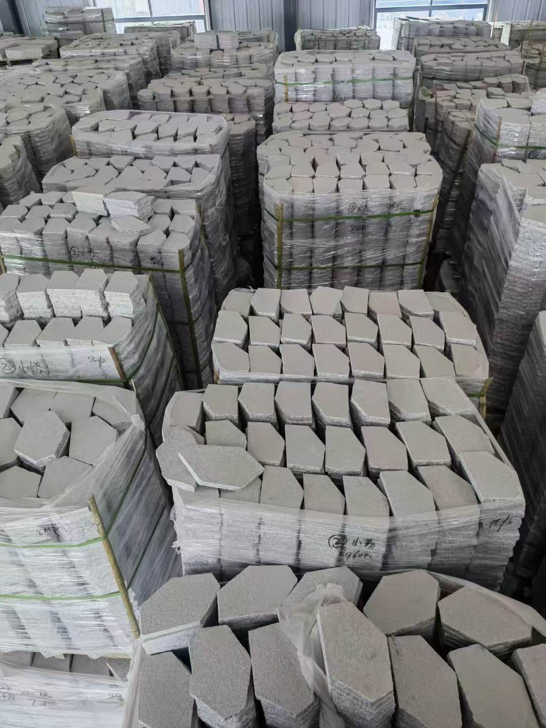 遵义芝麻白石材冰裂纹，碎拼。