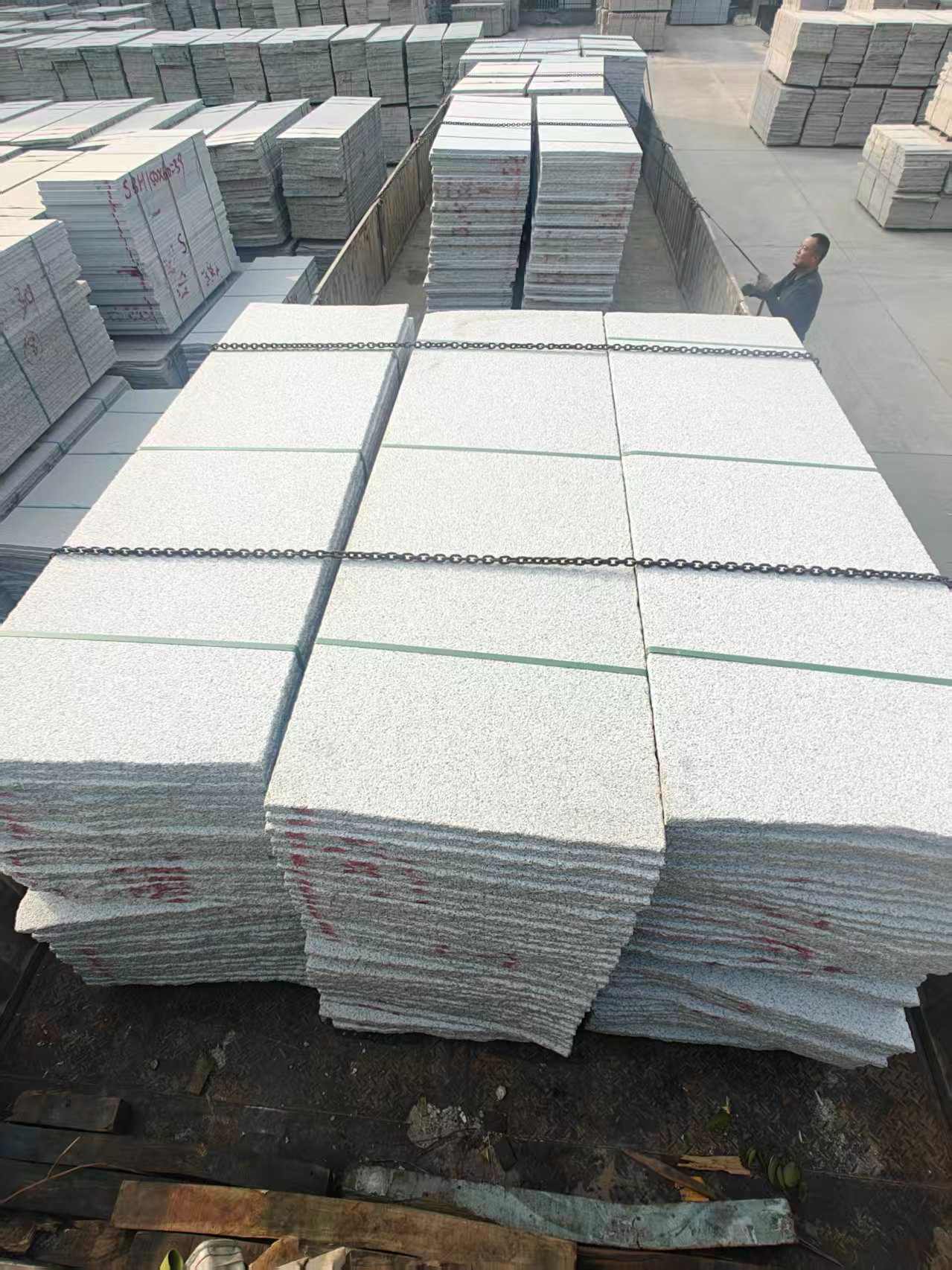 遵义芝麻白毛板，石材毛板